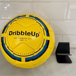 NEW Dribble Up Soccer Ball